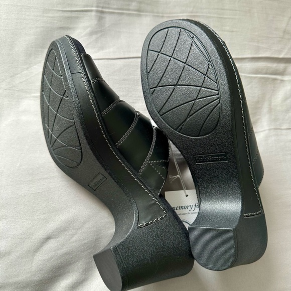 NWT Croft & Barrow Women's Black Heeled Sandals Size 7.5 - Picture 6 of 11